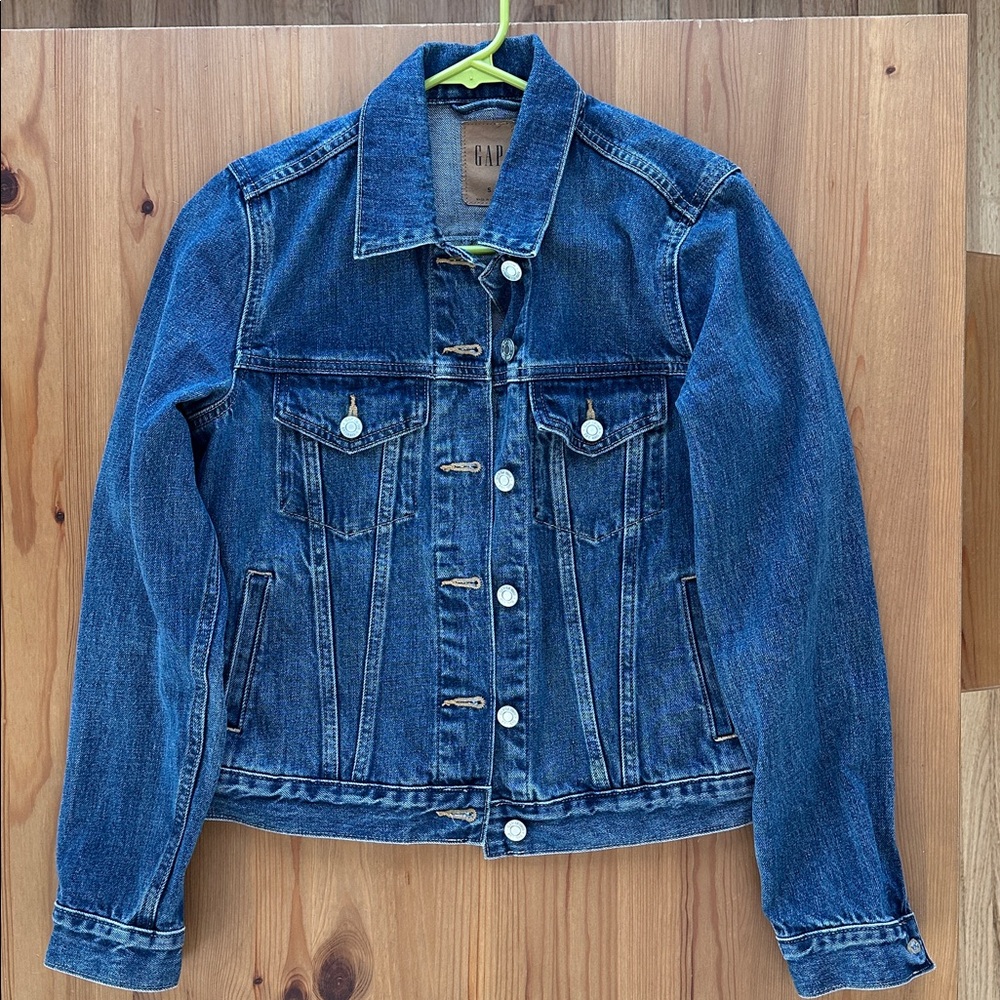 GAP Classic Icon Denim Jacket - Size Small